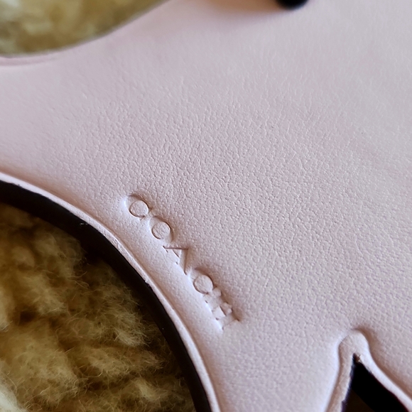 Adorable NWOT Coach Pink Leather Rexy Key Chain or Bag Charm 🦖🩷 - Picture 8 of 11